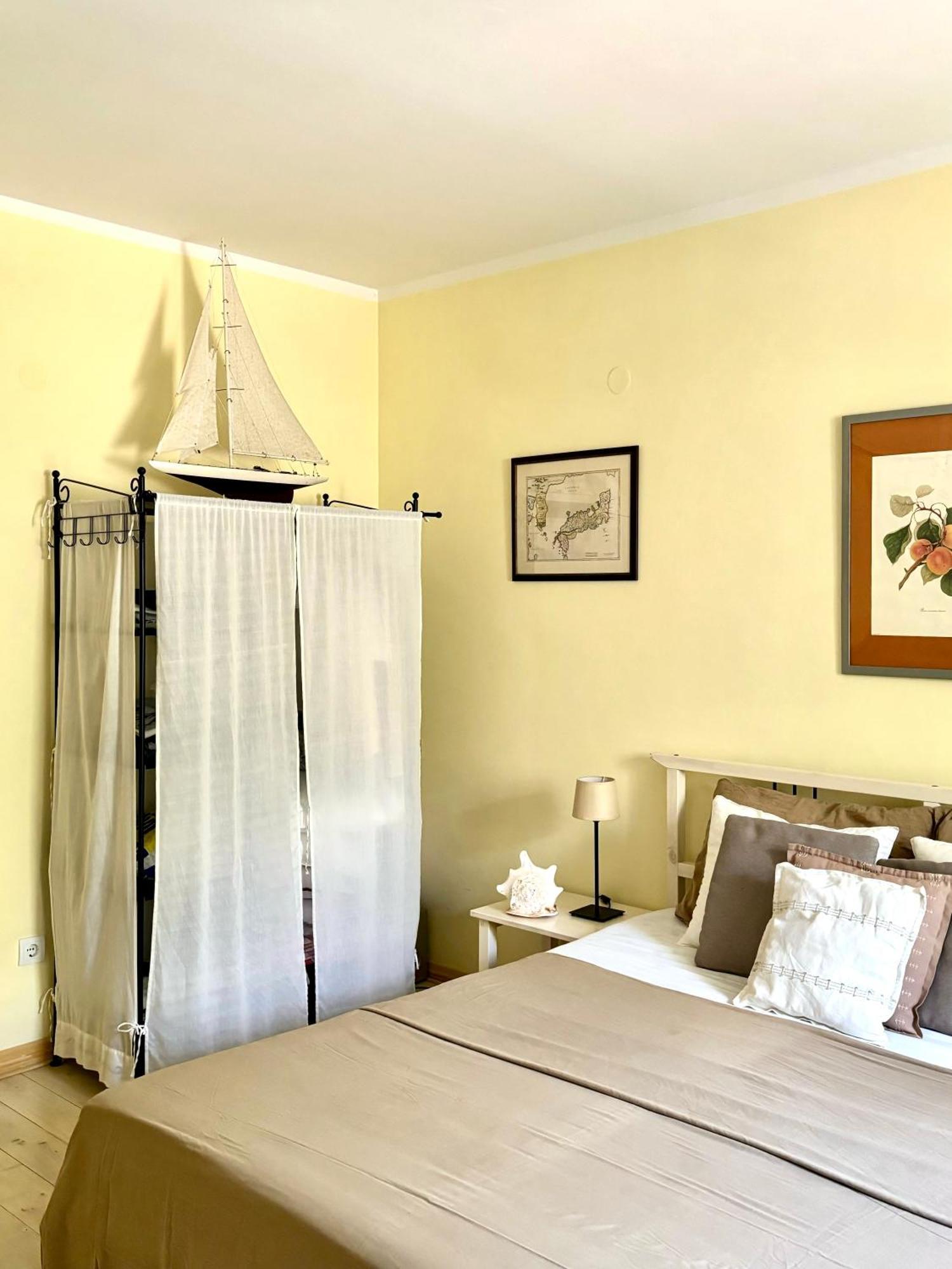 Apartment Tri Kiparisa Tivat Buitenkant foto