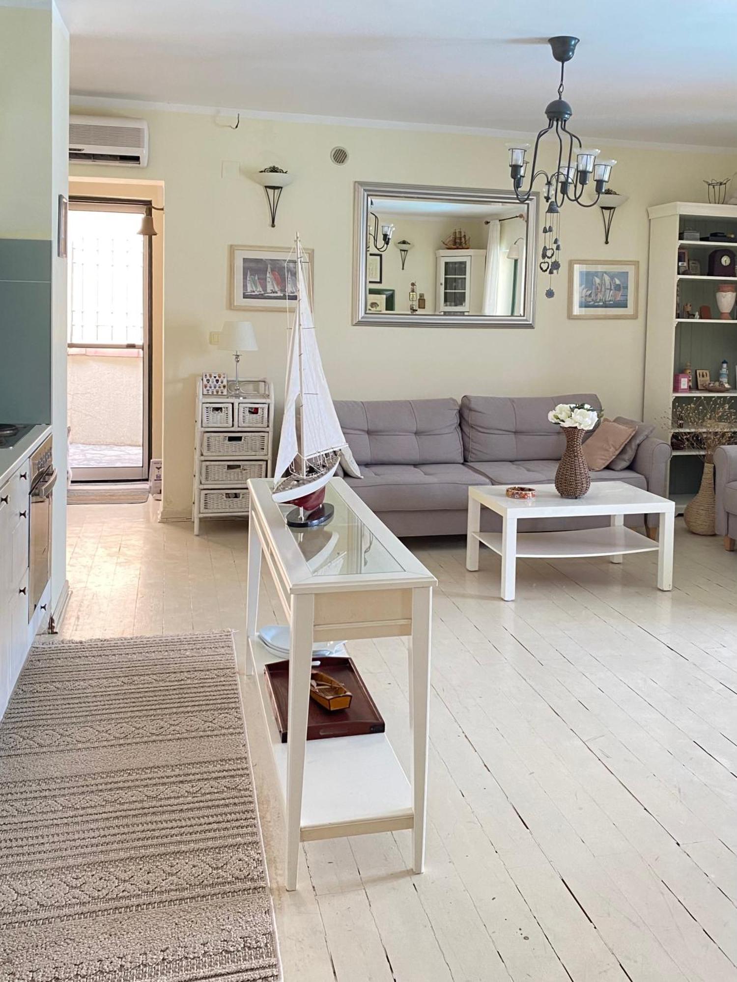 Apartment Tri Kiparisa Tivat Buitenkant foto
